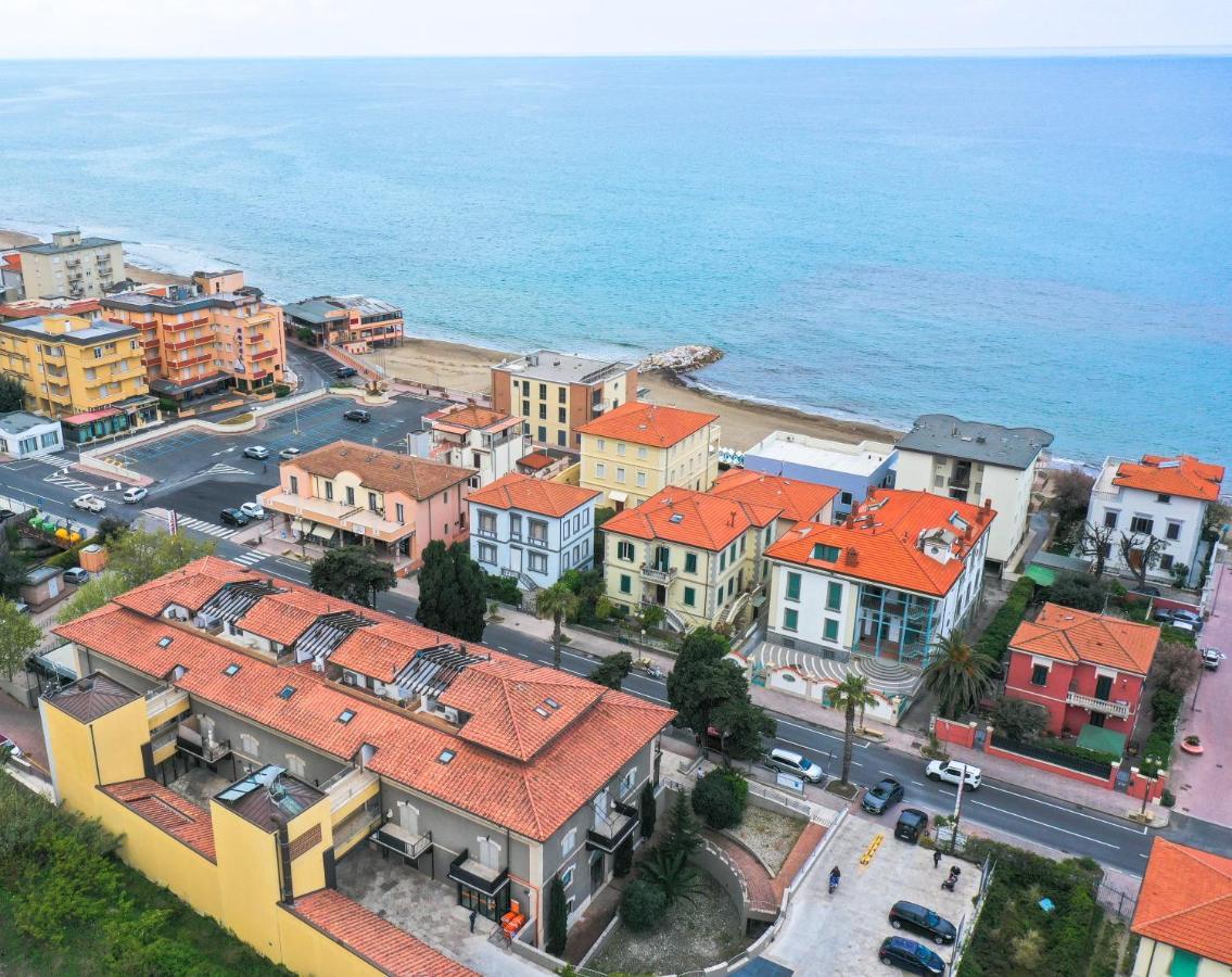 サン·ヴィンチェンツォCasa Aurea Tre Posti Letto A 30 Metri Dal Mareアパートメント エクステリア 写真